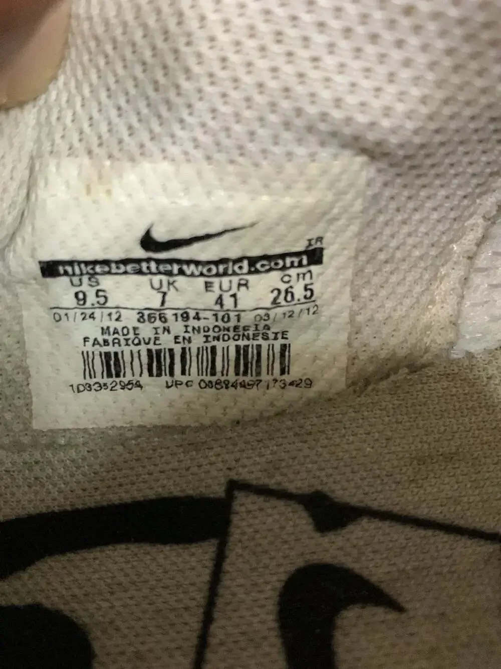 Women’s Nike Cheer Flash Cheerleading Sneakers, Size 9.5